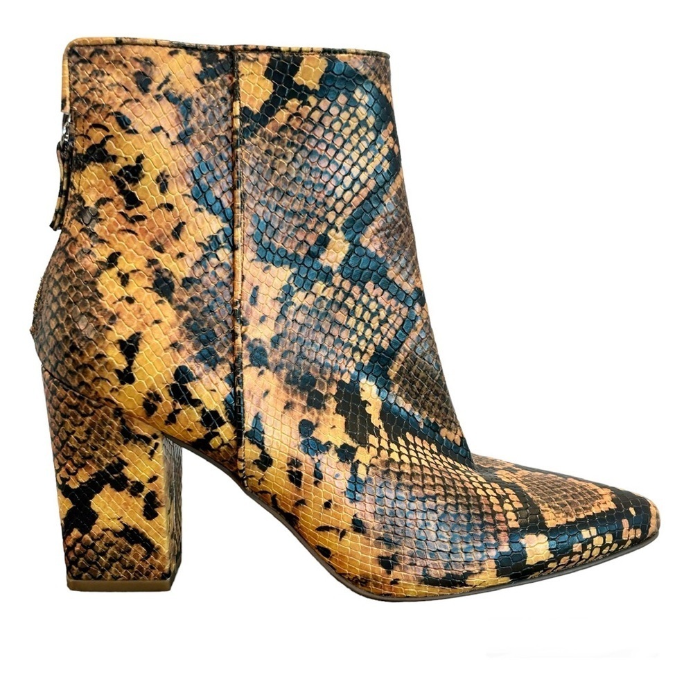 Steve Madden retrograde snake print ankle bootie yellow brown black 7.5 NWOB